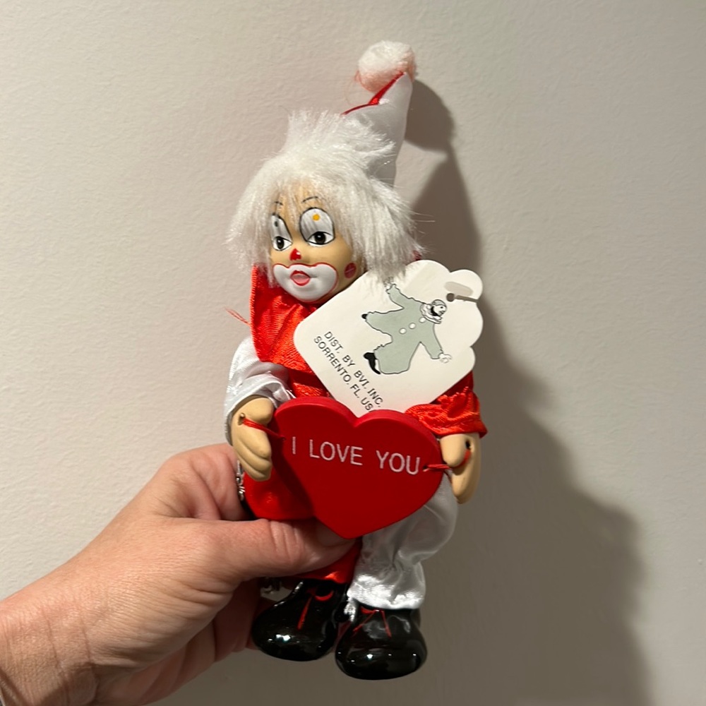 Bendable Posable Free Standing “I Love You “ Clown Collectable